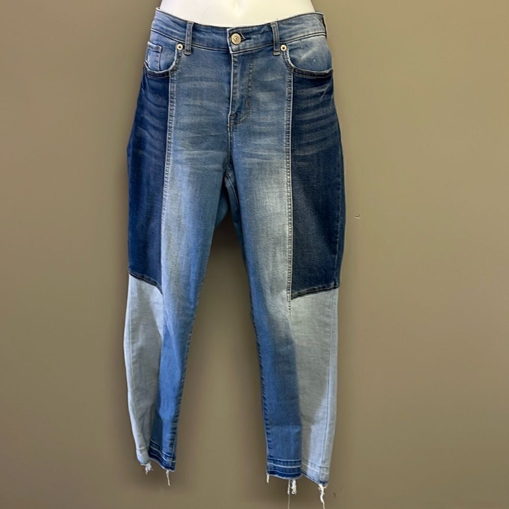 LOGO by Lori Goldstein Patchwork Blue Straight Leg 5 Distressed Jeans- Size 6